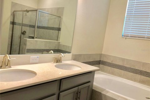 Adosado en alquiler en Orlando, Florida, 4 dormitorios, 189.52 m2 № 1916773 - foto 17