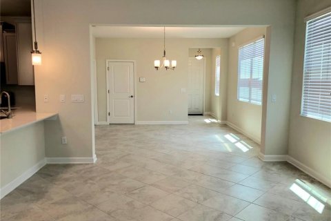 Adosado en alquiler en Orlando, Florida, 4 dormitorios, 189.52 m2 № 1916773 - foto 10
