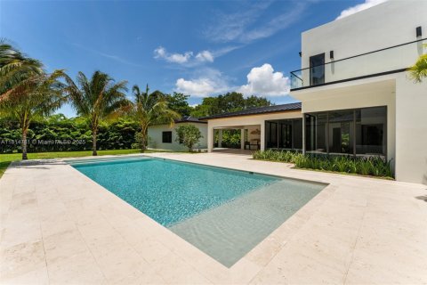 House in Pinecrest, Florida 8 bedrooms, 873.84 sq.m. № 1770502 - photo 29