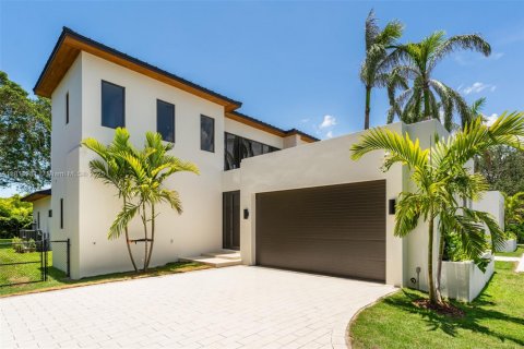 House in Pinecrest, Florida 8 bedrooms, 873.84 sq.m. № 1770502 - photo 4