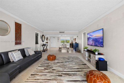 Condominio en alquiler en Pompano Beach, Florida, 3 dormitorios, 139.35 m2 № 2023583 - foto 5