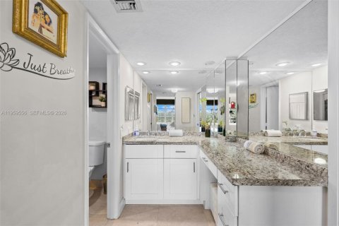 Condominio en alquiler en Pompano Beach, Florida, 3 dormitorios, 139.35 m2 № 2023583 - foto 23