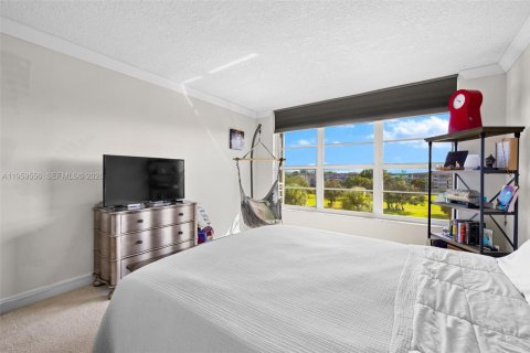 Condominio en alquiler en Pompano Beach, Florida, 3 dormitorios, 139.35 m2 № 2023583 - foto 19