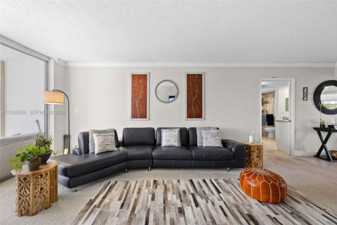 Condominio en alquiler en Pompano Beach, Florida, 3 dormitorios, 139.35 m2 № 2023583 - foto 10