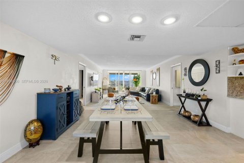 Condominio en alquiler en Pompano Beach, Florida, 3 dormitorios, 139.35 m2 № 2023583 - foto 12