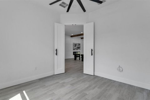 Villa ou maison à vendre à Plant City, Floride: 4 chambres, 276.38 m2 № 2147638 - photo 27