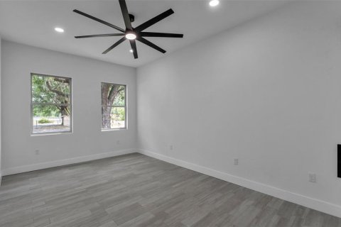 Villa ou maison à vendre à Plant City, Floride: 4 chambres, 276.38 m2 № 2147638 - photo 20
