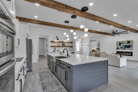 Villa ou maison à vendre à Plant City, Floride: 4 chambres, 276.38 m2 № 2147638 - photo 12