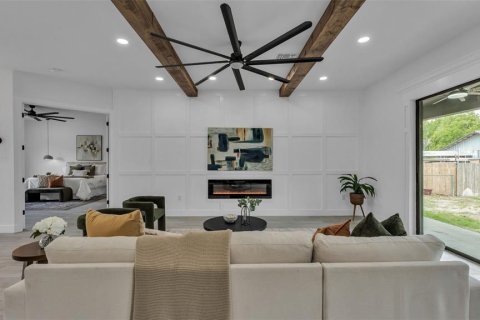 Villa ou maison à vendre à Plant City, Floride: 4 chambres, 276.38 m2 № 2147638 - photo 8