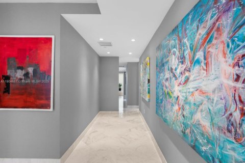 Condo in Miami, Florida, 3 bedrooms  № 1967406 - photo 24