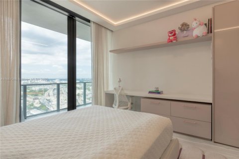 Condo in Miami, Florida, 4 bedrooms  № 1431205 - photo 27