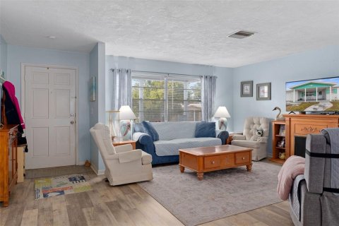 House in Beverly Hills, Florida 2 bedrooms, 134.34 sq.m. № 2238751 - photo 8