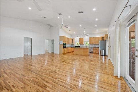 Casa en venta en Crystal River, Florida, 2 dormitorios, 146.32 m2 № 1832847 - foto 13