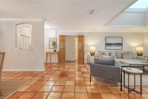 House in Sarasota, Florida 3 bedrooms, 224.54 sq.m. № 2393799 - photo 11