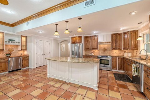 House in Sarasota, Florida 3 bedrooms, 224.54 sq.m. № 2393799 - photo 18