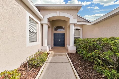 Casa en alquiler en Tampa, Florida, 4 dormitorios, 307.32 m2 № 1919829 - foto 3