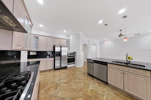 Casa en alquiler en Tampa, Florida, 4 dormitorios, 307.32 m2 № 1919829 - foto 16