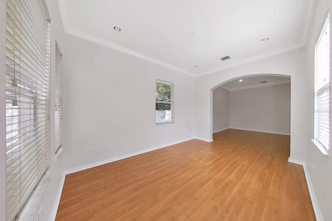 Casa en alquiler en Tampa, Florida, 4 dormitorios, 307.32 m2 № 1919829 - foto 7