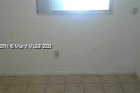 Apartment in Miami, Florida 2 bedrooms, 89.93 sq.m. № 1946208 - photo 9