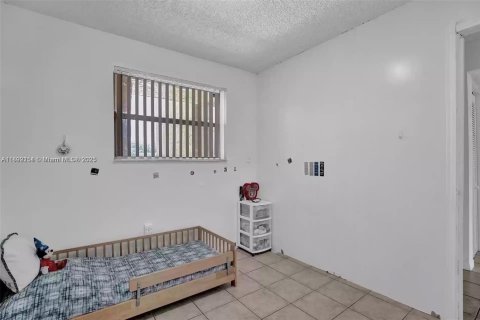 Apartment in Miami, Florida 2 bedrooms, 89.93 sq.m. № 1946208 - photo 15