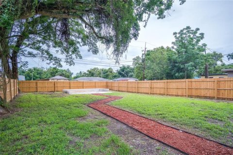 House in Orlando, Florida 3 bedrooms, 97.92 sq.m. № 1866032 - photo 18