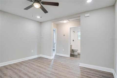 House in Orlando, Florida 3 bedrooms, 97.92 sq.m. № 1866032 - photo 9