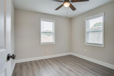 House in Orlando, Florida 3 bedrooms, 97.92 sq.m. № 1866032 - photo 14