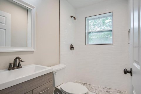 House in Orlando, Florida 3 bedrooms, 97.92 sq.m. № 1866032 - photo 12
