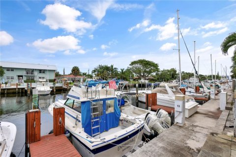 Villa ou maison à vendre à Pompano Beach, Floride: 2 chambres, 93.65 m2 № 1890808 - photo 13