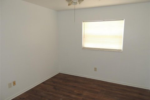 House in Gainesville, Florida 4 bedrooms, 157 sq.m. № 1582596 - photo 12