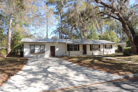 House in Gainesville, Florida 4 bedrooms, 157 sq.m. № 1582596 - photo 1