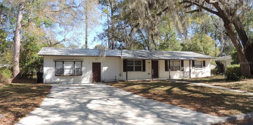 House in Gainesville, Florida 4 bedrooms, 157 sq.m. № 1582596