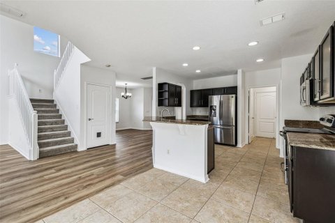 Casa en venta en Land O' Lakes, Florida, 4 dormitorios, 176.89 m2 № 1904684 - foto 26
