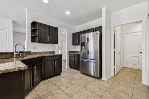Casa en venta en Land O' Lakes, Florida, 4 dormitorios, 176.89 m2 № 1904684 - foto 18