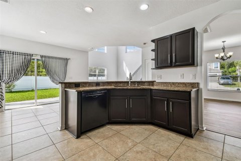 Casa en venta en Land O' Lakes, Florida, 4 dormitorios, 176.89 m2 № 1904684 - foto 16