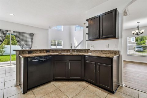 Casa en venta en Land O' Lakes, Florida, 4 dormitorios, 176.89 m2 № 1904684 - foto 17
