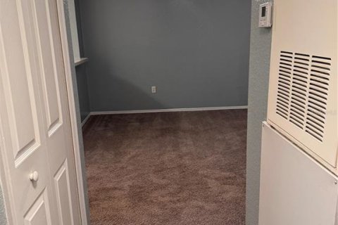 Condo in Orlando, Florida, 2 bedrooms  № 1560372 - photo 24