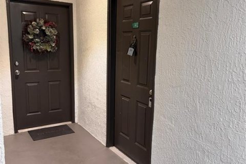 Condo in Orlando, Florida, 2 bedrooms  № 1560372 - photo 5