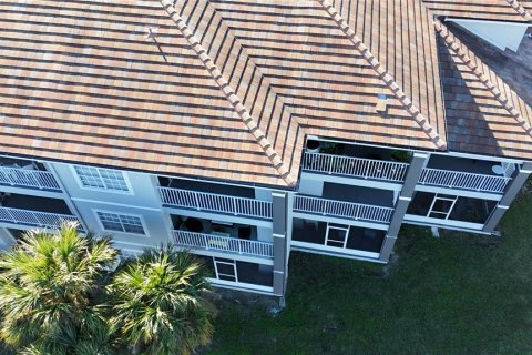 Condo in Orlando, Florida, 2 bedrooms  № 1560372 - photo 23