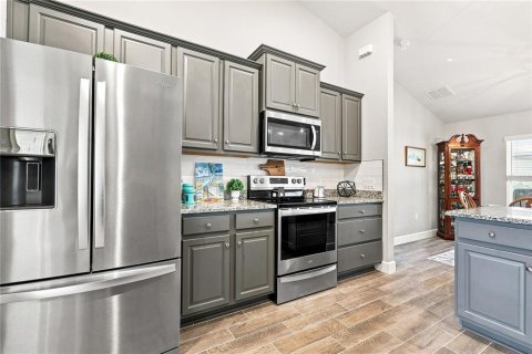Villa ou maison à vendre à Punta Gorda, Floride: 4 chambres, 162.95 m2 № 2324926 - photo 12