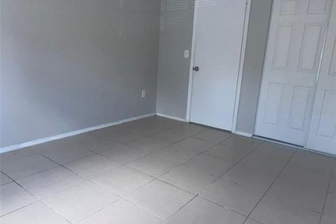 Condo in Orlando, Florida, 1 bedroom  № 1801289 - photo 11