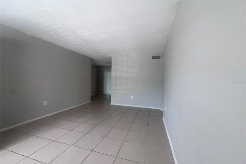 Condo in Orlando, Florida, 1 bedroom  № 1801289 - photo 4