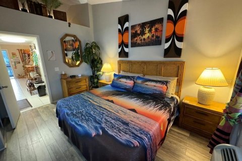 Condominio en alquiler en Lutz, Florida, 1 dormitorio, 42.36 m2 № 1744713 - foto 9