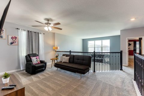 Casa en venta en Kissimmee, Florida, 5 dormitorios, 278.34 m2 № 1616382 - foto 21
