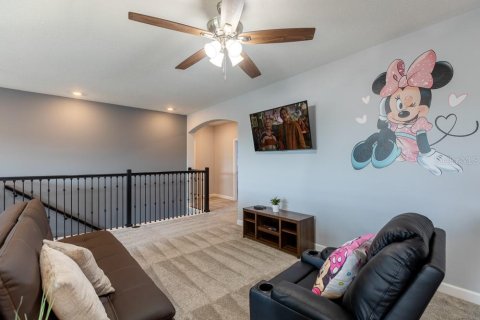 Casa en venta en Kissimmee, Florida, 5 dormitorios, 278.34 m2 № 1616382 - foto 23