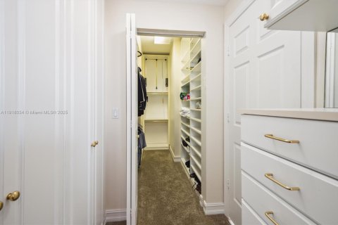 Condo in Bay Harbor Islands, Florida, 2 bedrooms  № 1973876 - photo 13