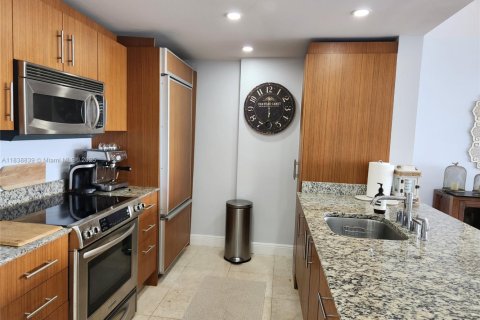 Copropriété à louer à Bal Harbour, Floride: 1 chambre, 83.24 m2 № 1825612 - photo 2