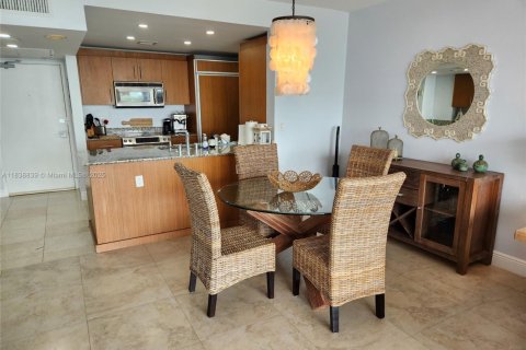 Copropriété à louer à Bal Harbour, Floride: 1 chambre, 83.24 m2 № 1825612 - photo 7