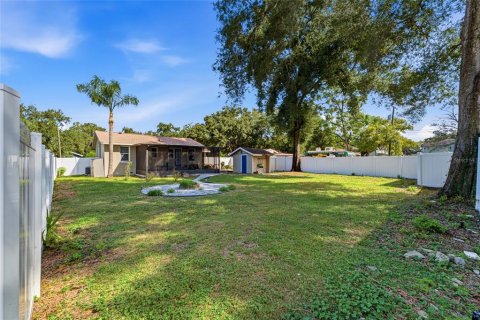 Villa ou maison à vendre à Tampa, Floride: 3 chambres, 100.98 m2 № 2433586 - photo 29