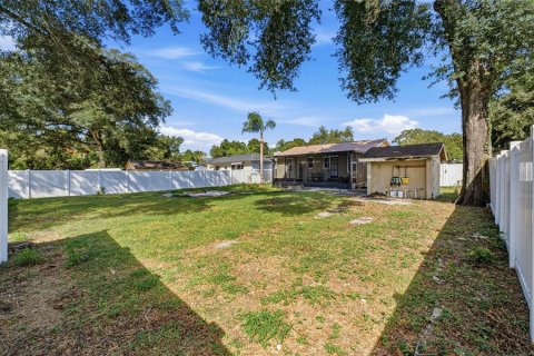 Villa ou maison à vendre à Tampa, Floride: 3 chambres, 100.98 m2 № 2433586 - photo 27